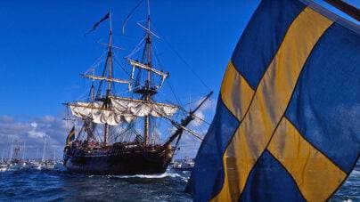 Med blågula ögon